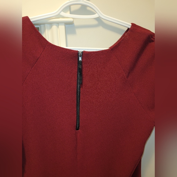 RD Style Medium Wine Red Midi Dress with Short Sleeves - Picture 3 of 6